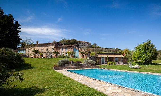 Capannori House | Relais Del Lago