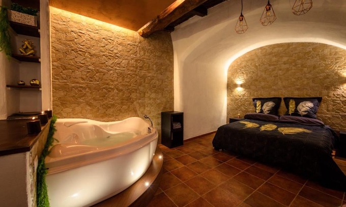 Sutri House | Relais il Duomo con SPA privata