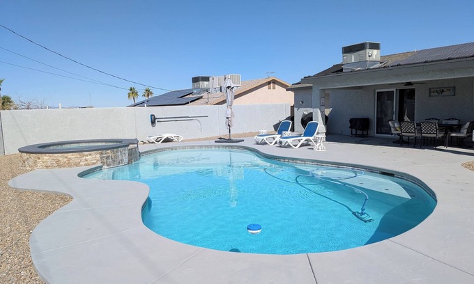 Lake Havasu City House | Relax and enjoy the private pool/spa under the stars. Many amenities!