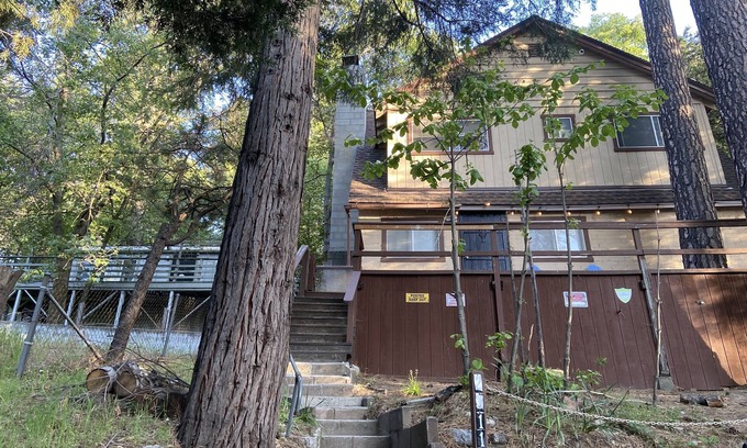 Crestline House | Relax and enjoy