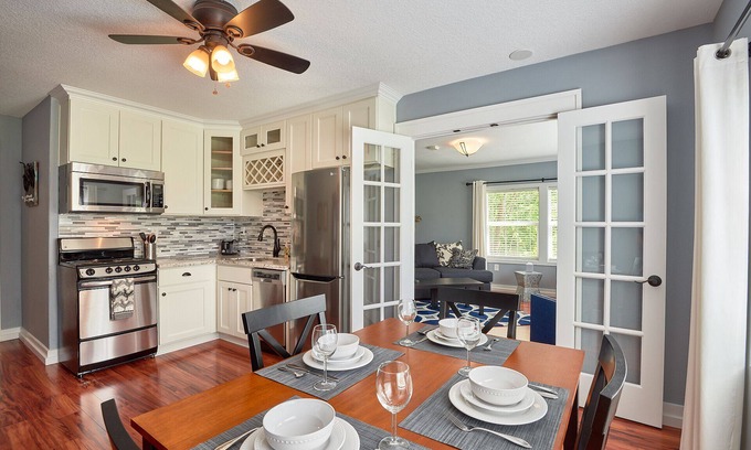 Newberg Apartment | Relax and unwind at Yamhill Flats: Suite 1
