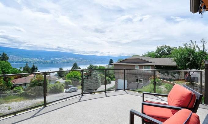 Okanagan-Similkameen House | Relax and unwind in the heart of wine country!