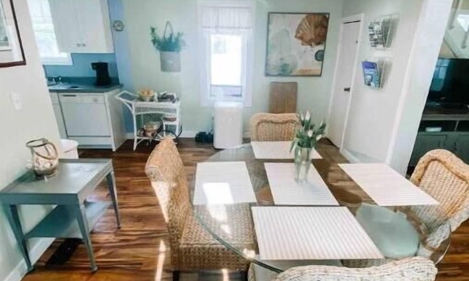 Spring Lake House | Relax at Cherry Street Cottage Near the Beach