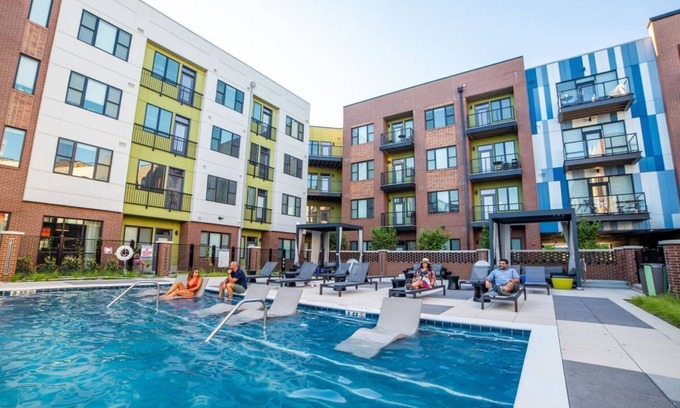 Mile Square Apartment | Relax in a Chic DT Corner Unit with Free Parking