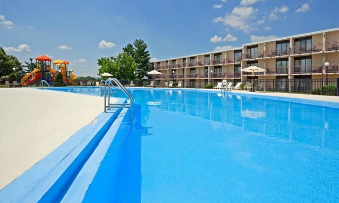 Harrisburg - Hershey House | Relax in Spacious Room Near Hersheypark – Fun Family Retreat!