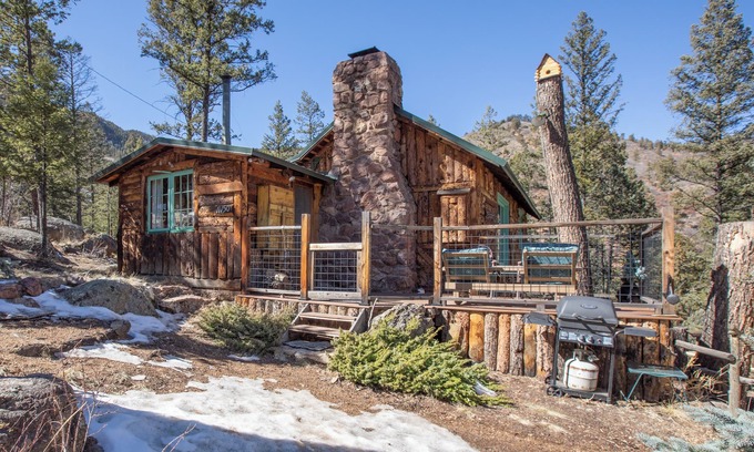 Woodland Park Cabin | Relax in the Mountains