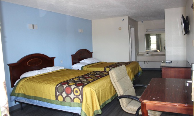 Canton Hotel | Relax Inn