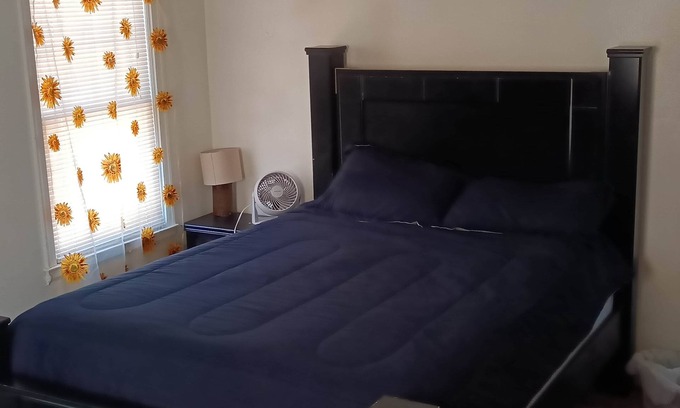 Grosse Pointe Apartment | Relax Near Grosse Pointe & Downtown Detroit.