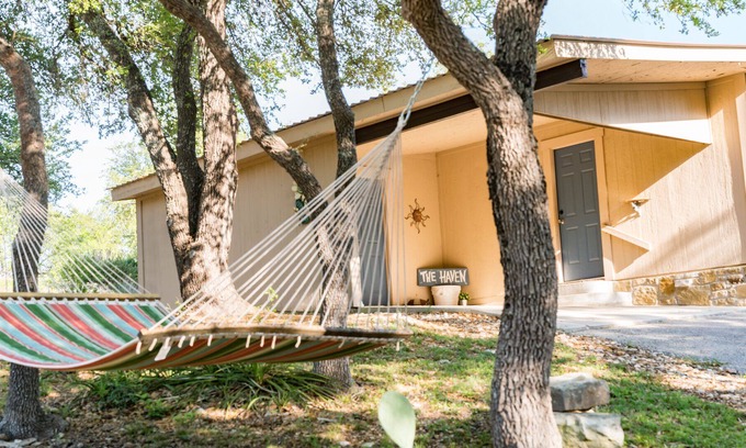 Wimberley Cottage | Relax on a Hammock at The Haven