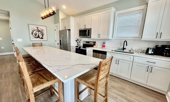 Corolla Light Condo | Relax on Island Time, 2 Bed Single Level Condo
