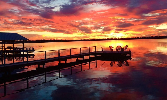 Highland Cottage | Relax/Watch Sunsets & Birds Over Lake Between Lk Placid & Sebring at LoonCottage