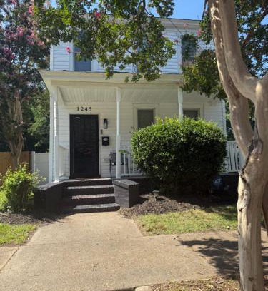 Newport News House | Relaxation & Peace