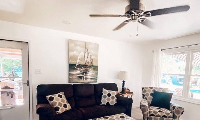 Cadiz House | Relaxin’ -on Lake Barkley Time
