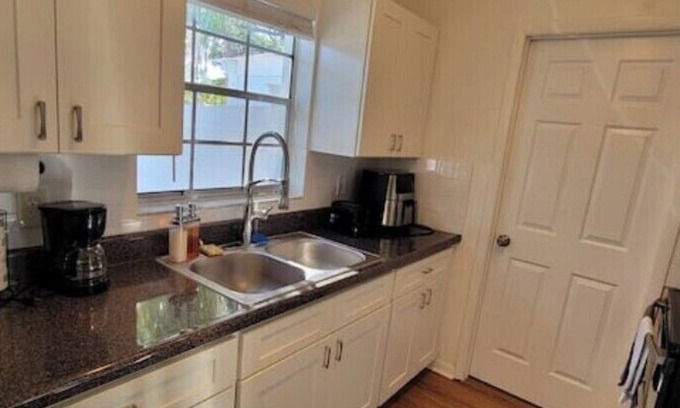 Spring Hill House | Relaxing 3-Bedroom Vacation Home in Spring Hill