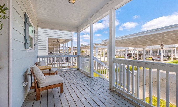Lake Charles House | Relaxing 3 BR Townhouse Near Downtown, Lake & Casinos!