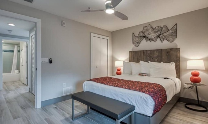 Treasure Island Hotel | Relaxing Beach Getaway! Suite w/Kitchen & Balcony | Pool, Free Parking!