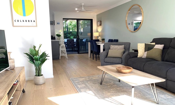 Culburra Beach House | Relaxing, comfortable townhouse - 10 minutes walk to the beach