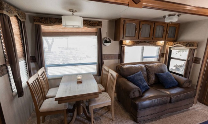 Cornville Apartment | Relaxing Getaway in our Sunset House 2 Bedroom Luxury RV at Acoustic Cellars Lodge