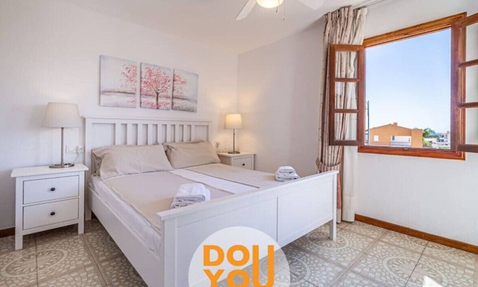 Complejo turistico Amarilla Golf Apartment | Relaxing Holiday Home - Fairways Club, 🌊 Sea Views & Heated Pool