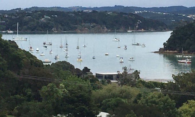 Russell House | Relaxing home with views over Matauwhi Bay and an easy walk to Russell township
