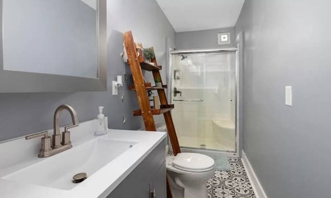 Solon Township Cottage | Relaxing lakefront house to unwind and recharge