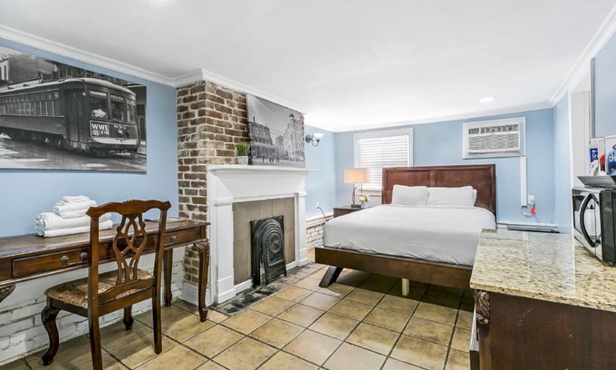 Mid-City Hotel | Relaxing NOLA Getaway on Canal