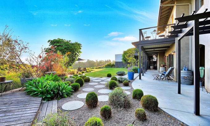 Bay Ho House | Relaxing Retreat/Resort with Canyon & Bay Views