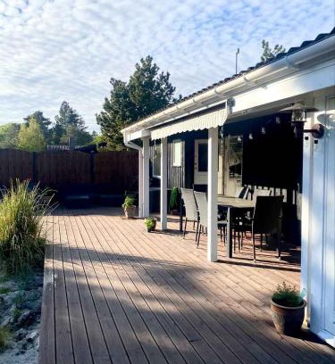 Kramnitse House | Relaxing Stay By The Beach & Nature