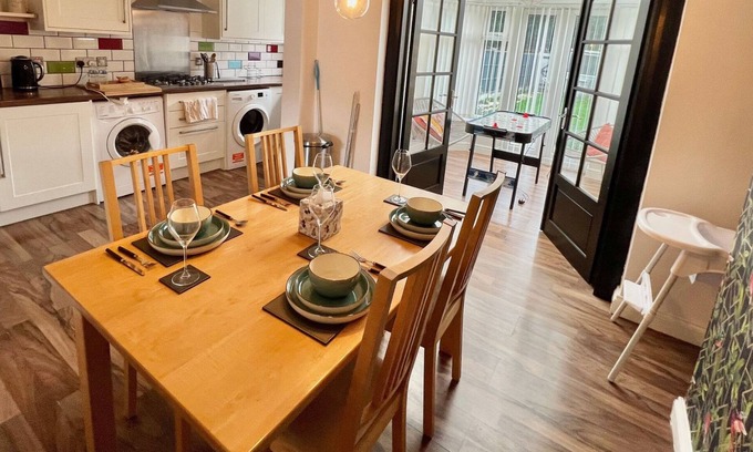 Weston on Trent House | Remarkable 2-bed House in Coventry