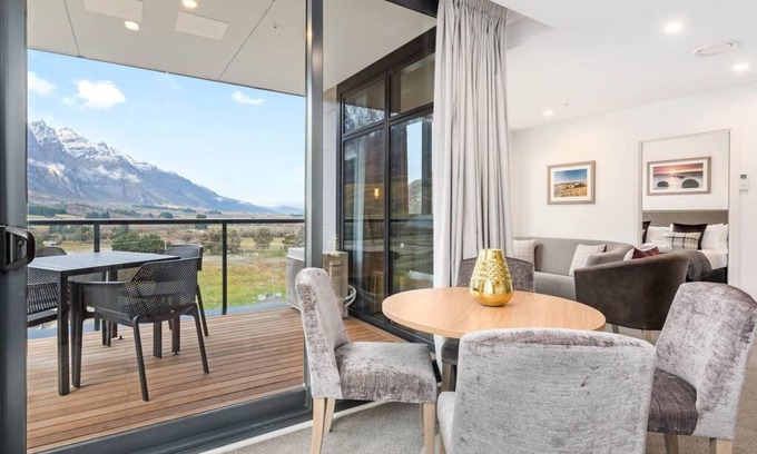 Frankton Apartment | Remarkables Garden Apartment 305 | Wall to Ceiling Mountain Views | Private Balcony | Modern and Immaculate