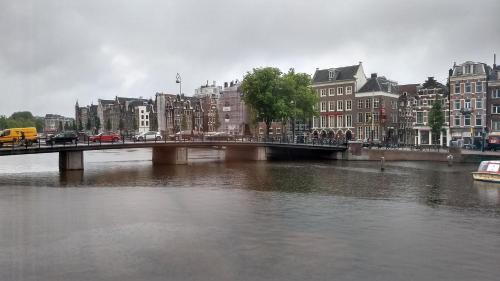 Canal Ring Boat Rental | Rembrandt Square Boat