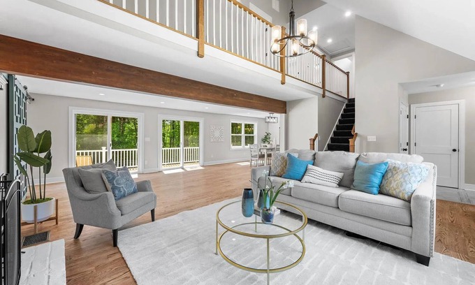 Avon House | remember2giggle at gee mail to inquire or discuss great home in Avon CT
