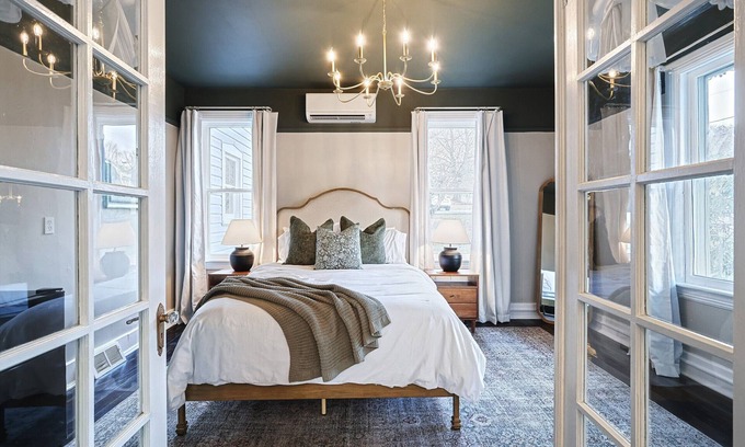 Glen Rock Bed & Breakfast | Remodeled 1904 Farmhouse turned Bed and Breakfast, a Pond Side Retreat