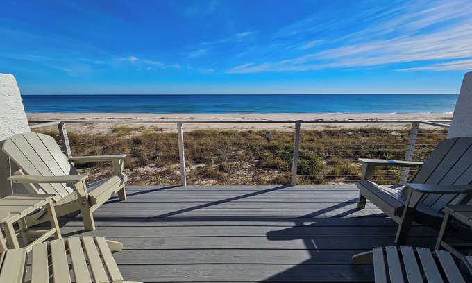 St. George Island Condo | Remodeled bathrooms! BEACHFRONT condo, Community Pool