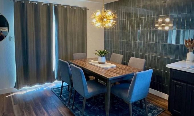 Roseville House | Remodeled Excellent Neighborhood