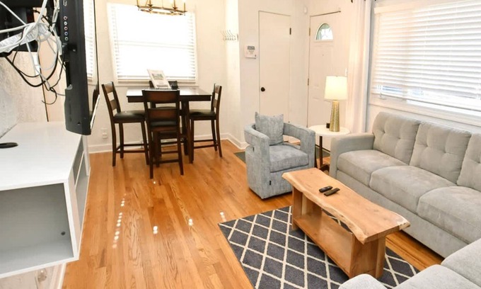 South Bend House | Remodeled home 1 mile from Notre Dame (1150)