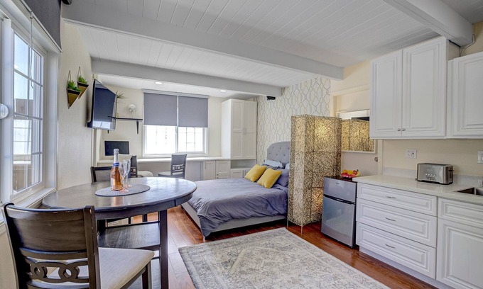 Milpitas House | Remodeled Studio w/Fast Wi-Fi in Heart of Bay Area