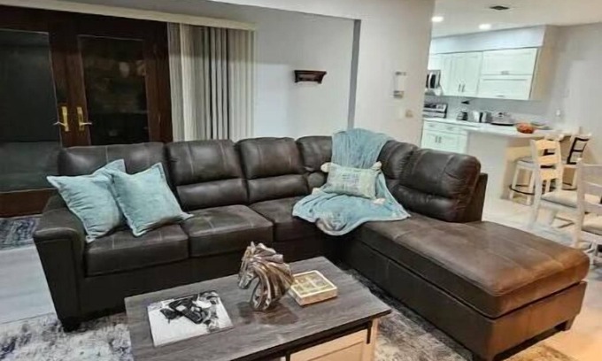 Fellowship House | Remodelled 3/2 Ocala Home with Pool.n 1 Min>WEC,15 Mins>HITS
