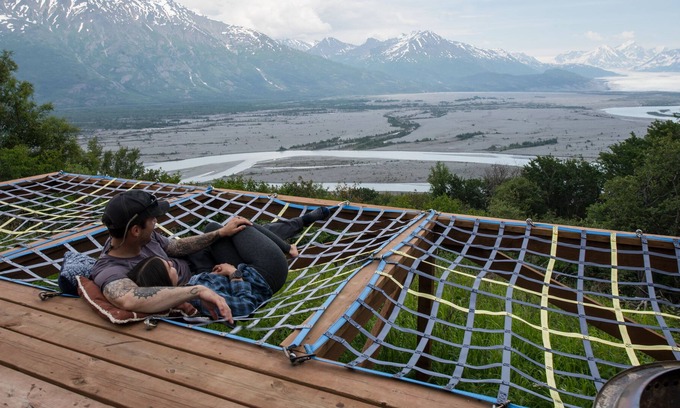 Knik River House | Remote Glacier Dome with Helicopter Ride