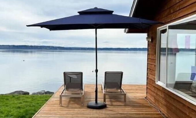 Anderson Island House | Remote Island, Private Beachfront Getaway, High Speed Internet, Pet-Friendly