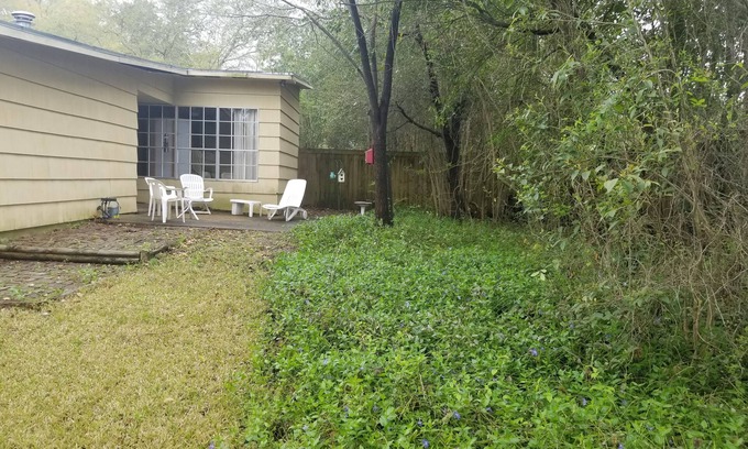 Tougaloo House | Remotely Hosted - 3Bedroom 3Bath Executive House suitable for Adult Travelers