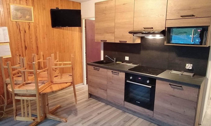 La Toussuire Apartment | Renovated apartment 3 rooms 5/6 peoples 33m2 Foot of the slopes - La Toussuire