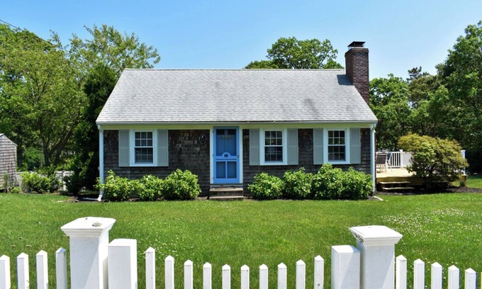 Harwich House | Renovated 2 bed home with extra living area, 5 min drive to Red River Beach!