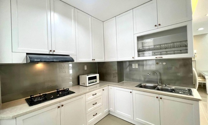 Phu My Hung Apartment | Renovated 2BR/2BT in District 7 [Long-term Only]