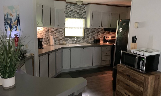 Boynton House | Renovated and centrally located!
