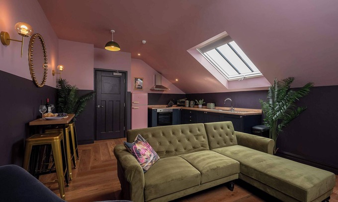 Barnard Castle Apartment | Renovated Chapel Apartment in Barnard Castle