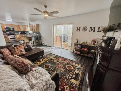 Tobyhanna House | Renovated Country Place House