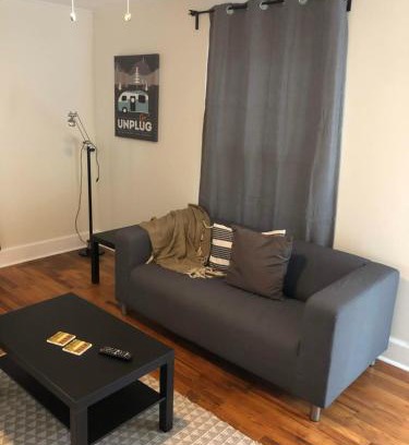 East Durham House | Renovated Cottage Minutes From Downtown