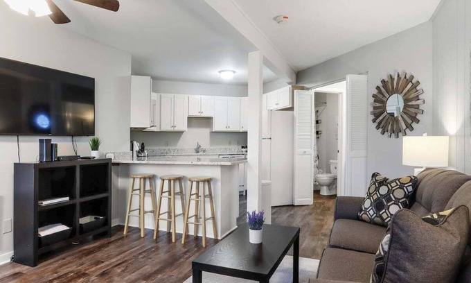 Fontana Condo | Renovated Country Club Condo |Abbey Springs Resort |Golf Course |Tennis Courts |Indoor/Outdoor Pools