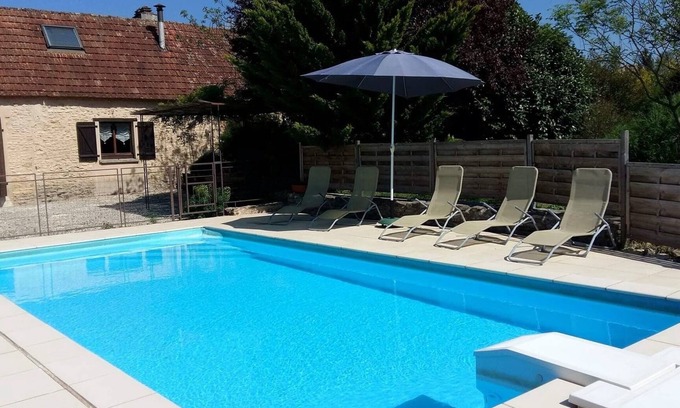 Saint-Chamassy House | Renovated farmhouse, quiet location, unobstructed view, private pool